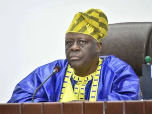 Lire la suite à propos de l’article Assemblée nationale : les griefs du groupe parlementaire Les Démocrates contre la gestion de Louis Vlavonou