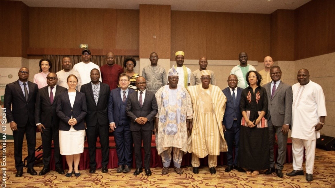 Lire la suite à propos de l’article Plaidoyer pour la reconnaissance de l’Économie Sociale et Solidaire au Bénin : un appel à entreprendre autrement