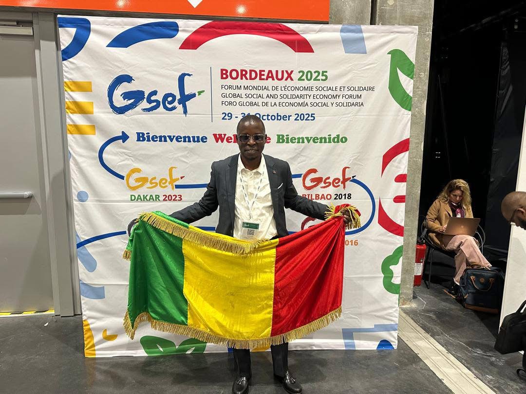 You are currently viewing La Guinée représentée au Forum Mondial de l’Économie Sociale et Solidaire à Bordeaux par Oumar M’Böh