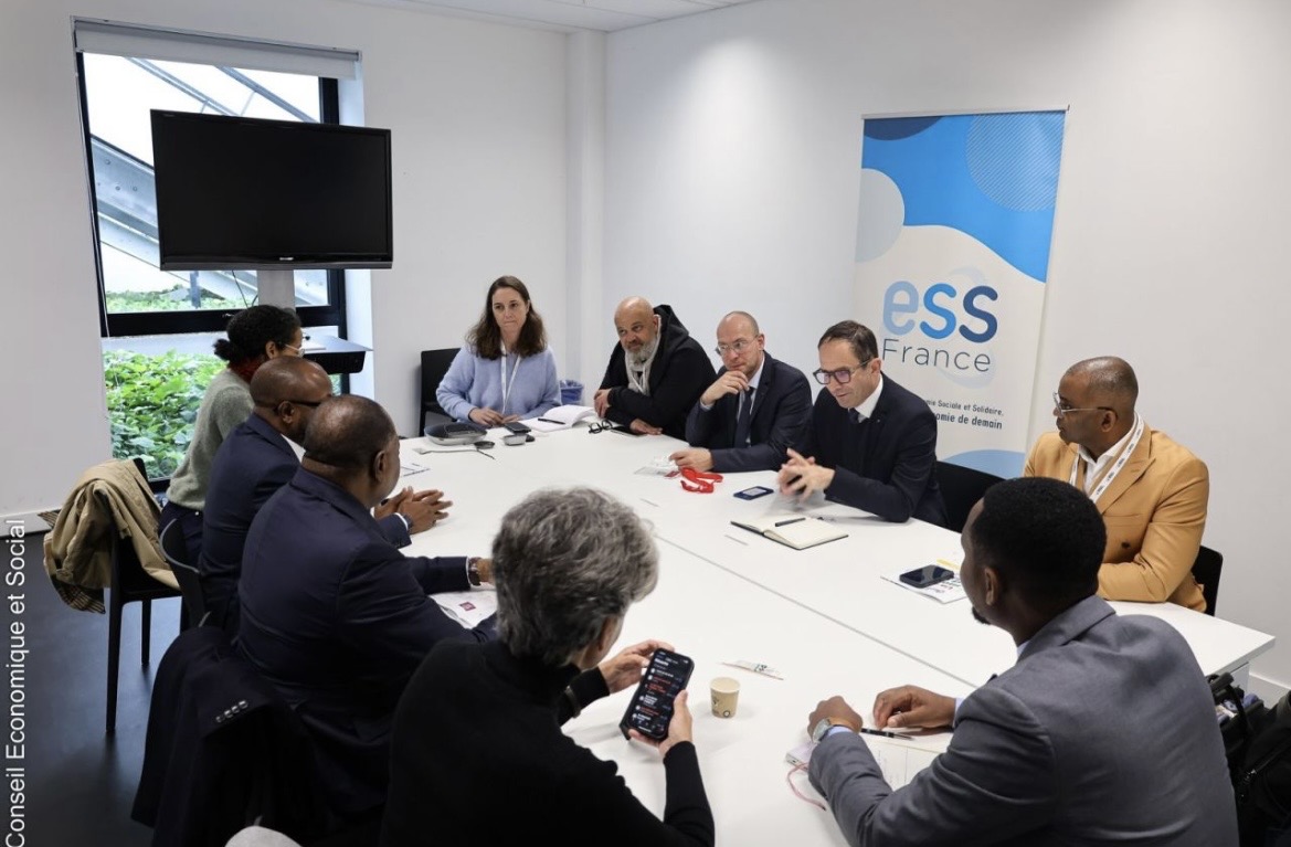 Lire la suite à propos de l’article Le Groupe ESS Bénin au cœur du GSEF Bordeaux 2025 : un engagement renforcé pour une économie solidaire et inclusive
